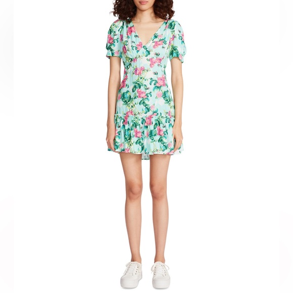 Betsey Johnson Dresses & Skirts - NWT Betsey Johnson Pinky Bright Floral-Print Mini Dress, Size L